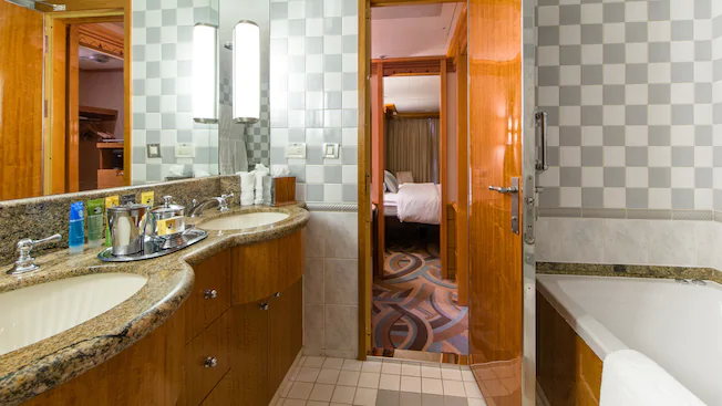 Zoom in (real dimensions: 652 x 367) Afbeelding