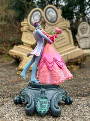 Nieuwe Phantom Manor-collectible verschijnt in Disneyland Paris
