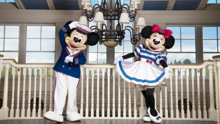 Rondleiding door Disney Newport Bay Club in Disneyland Paris