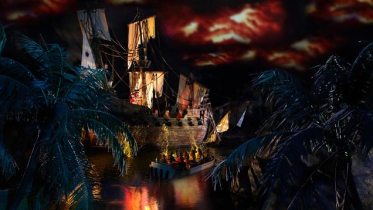 Disneyland Paris - Ride &amp; Learn in Pirates of the Caribbean