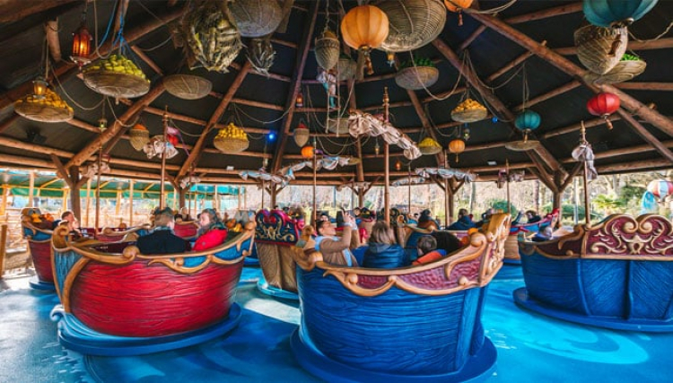 Vandaag opende Efteling weer zijn poorten samen met de opening van de nieuwe attractie Sirocco