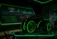 TRON Lightcycle / Run introduceert Team Green Post-Show Space